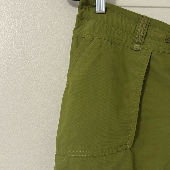 The North Face Women’s Horizon Sunnyside Convertible Hiking Shorts Size 6 Green - Picture 3 of 9